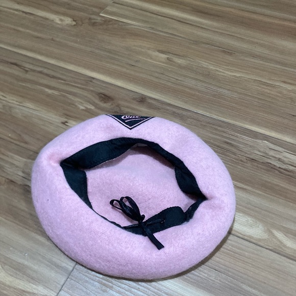 Soft E Girl Barrette “Keep Out” Hat - Picture 3 of 3